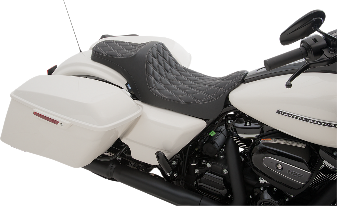 DRAG SPECIALTIES Predator III Seat - Double Diamond - Silver Stitched - FL '08-'22 0801-1115