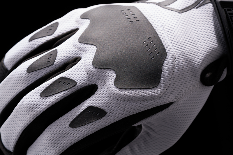 ICON Hooligan™ CE Motorcycle Gloves - White - Small 3301-4390